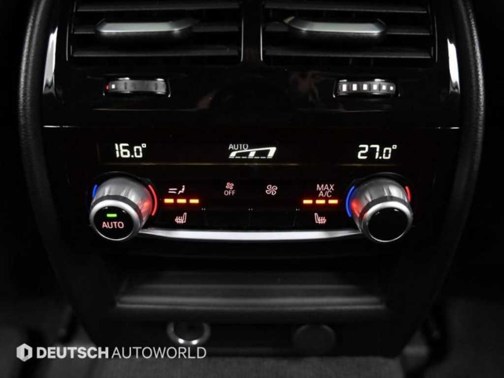 BMW 5-Series — photo 16