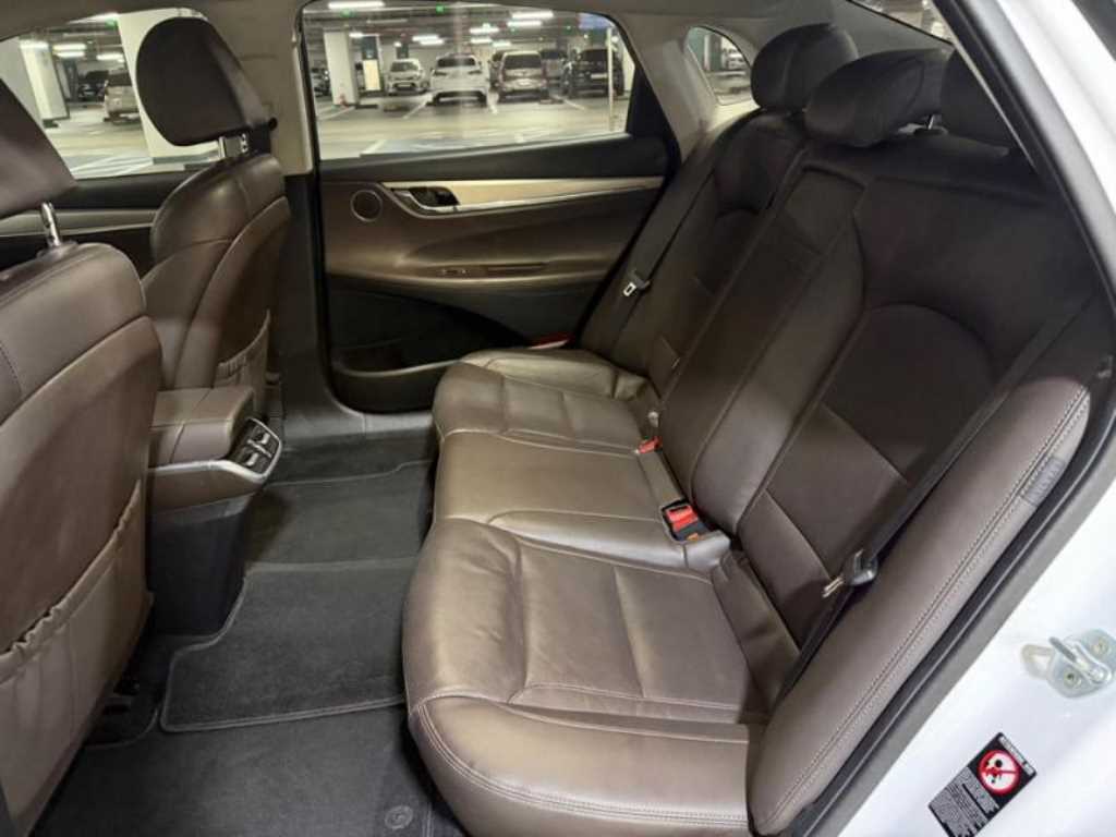 Hyundai Grandeur — photo 06