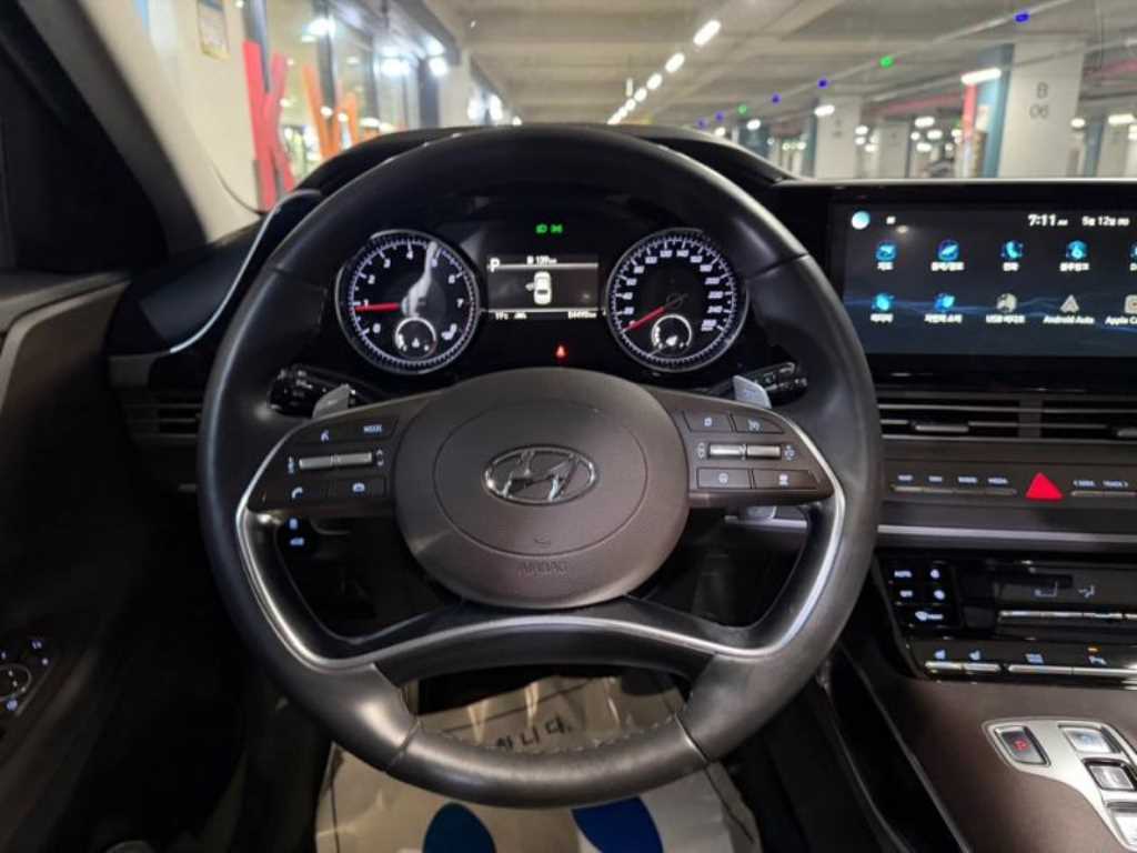 Hyundai Grandeur — photo 08