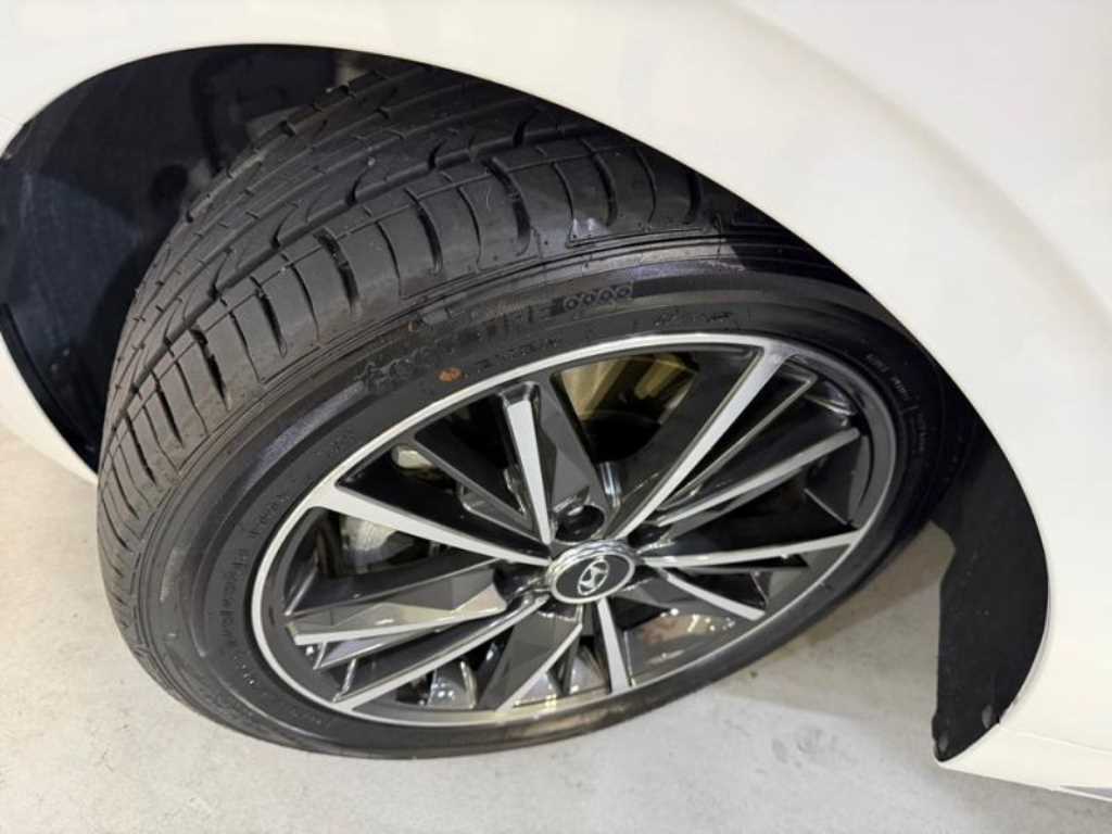 Hyundai Grandeur — photo 20
