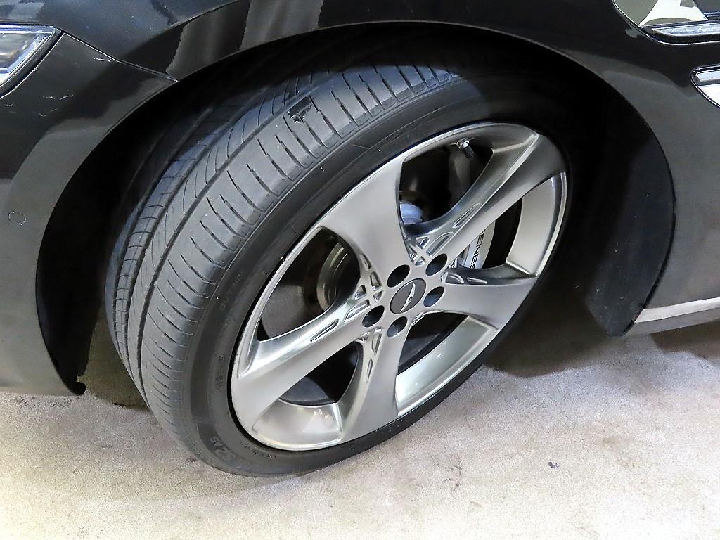 Genesis G80 — photo 20