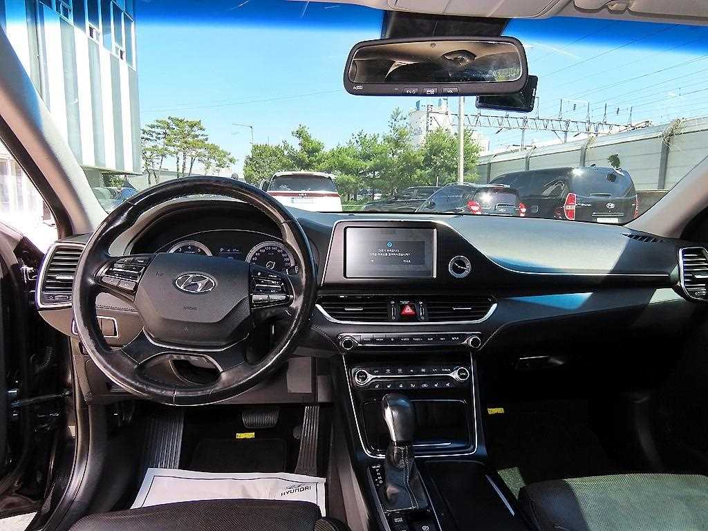 Hyundai Grandeur — photo 07