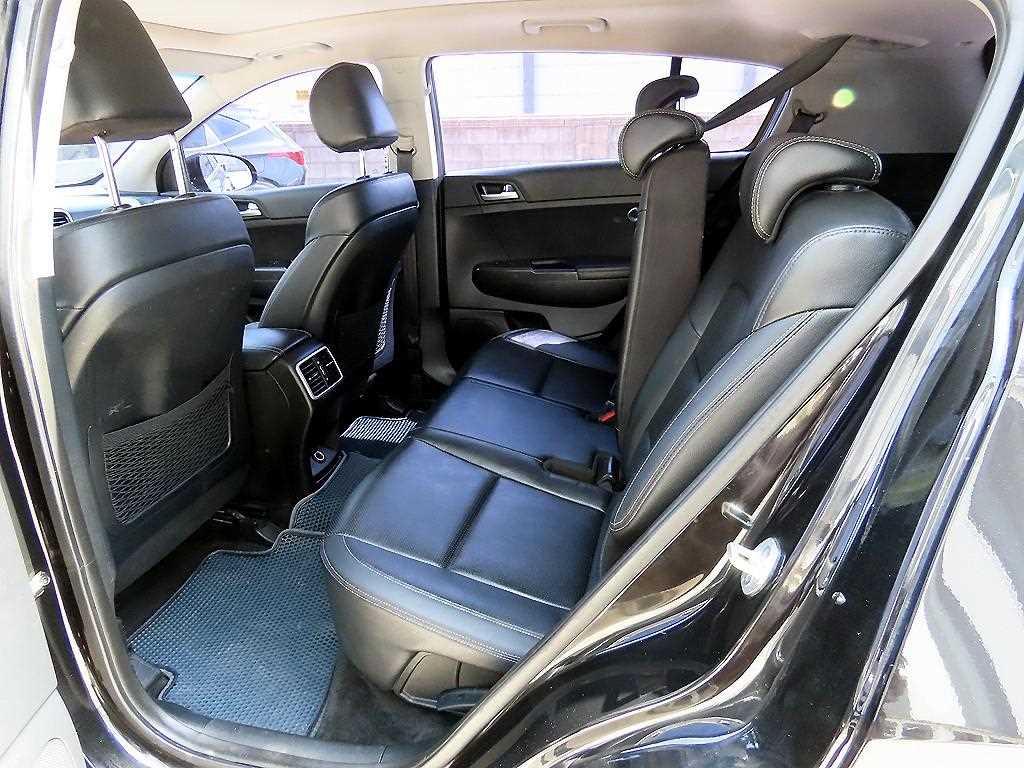 Kia Sportage — photo 06