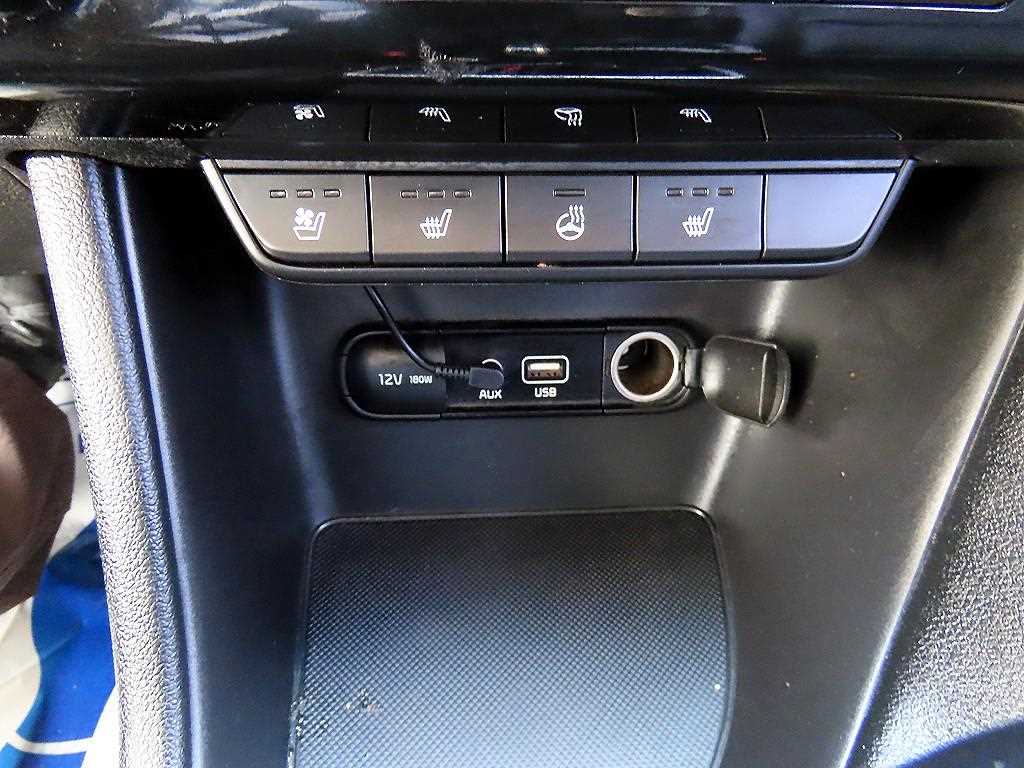 Kia Sportage — photo 12