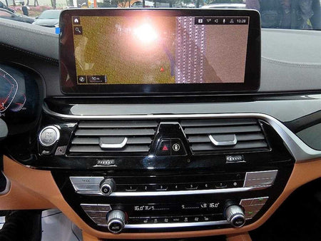 BMW 5-Series — photo 13