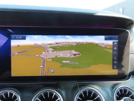 Mercedes-Benz E-Class — photo 14