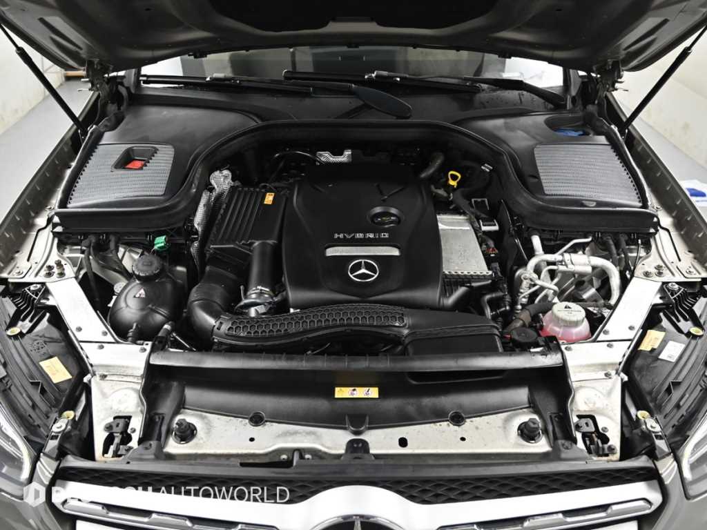 Mercedes-Benz GLC-Class — photo 06