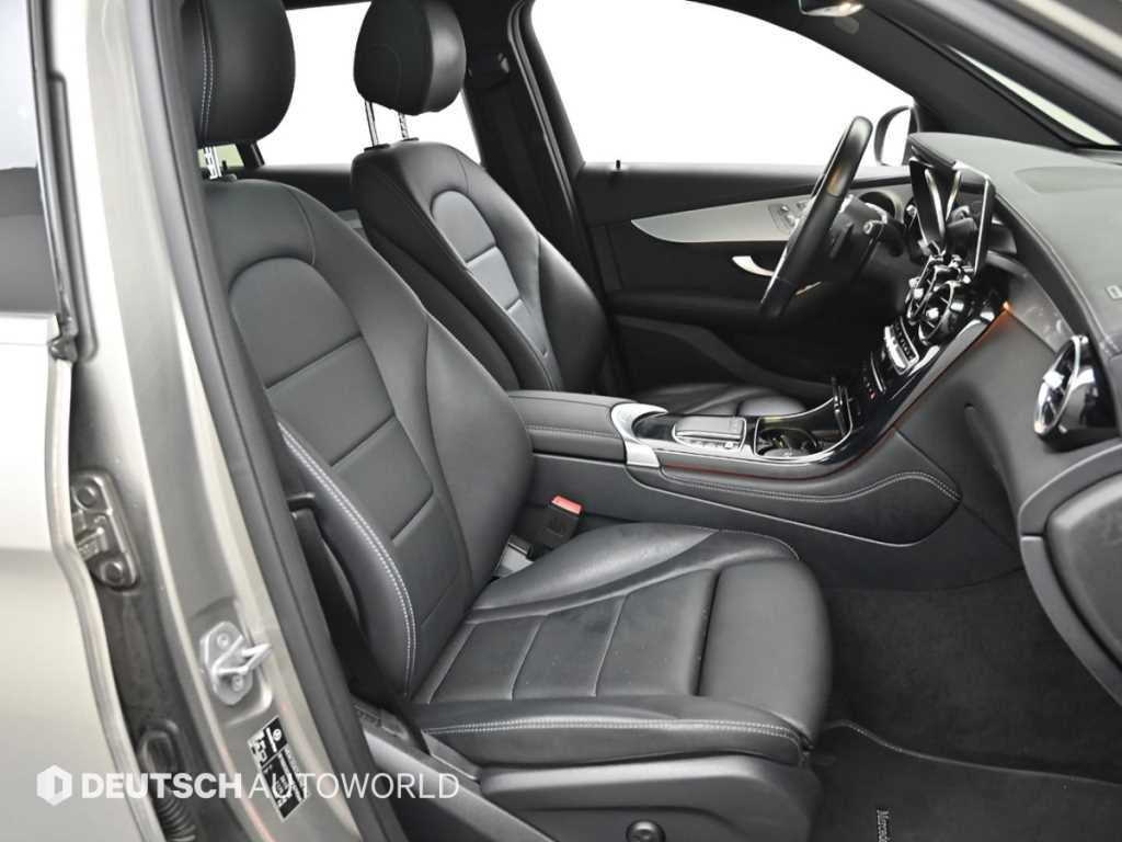 Mercedes-Benz GLC-Class — photo 10