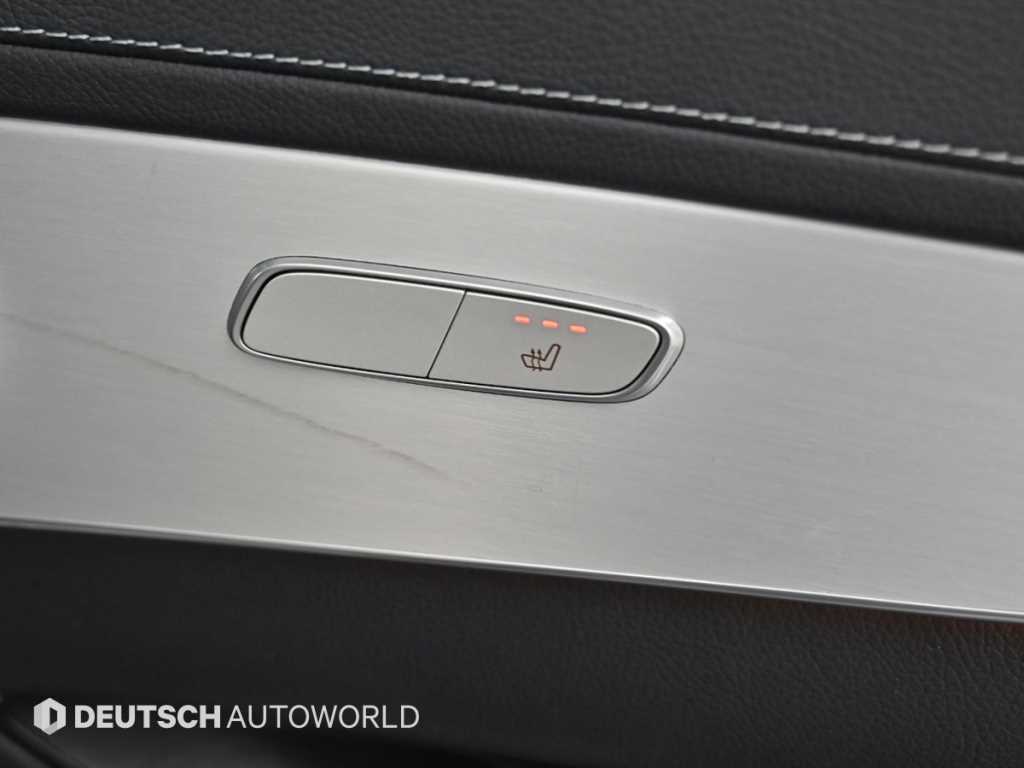 Mercedes-Benz GLC-Class — photo 16
