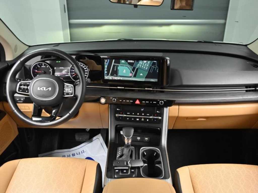 Kia Carnival — photo 07