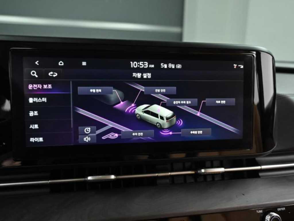 Kia Carnival — photo 17