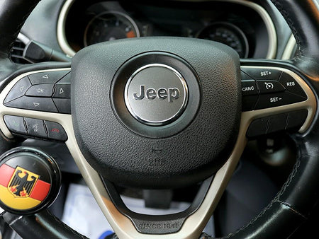 Jeep Cherokee — photo 15