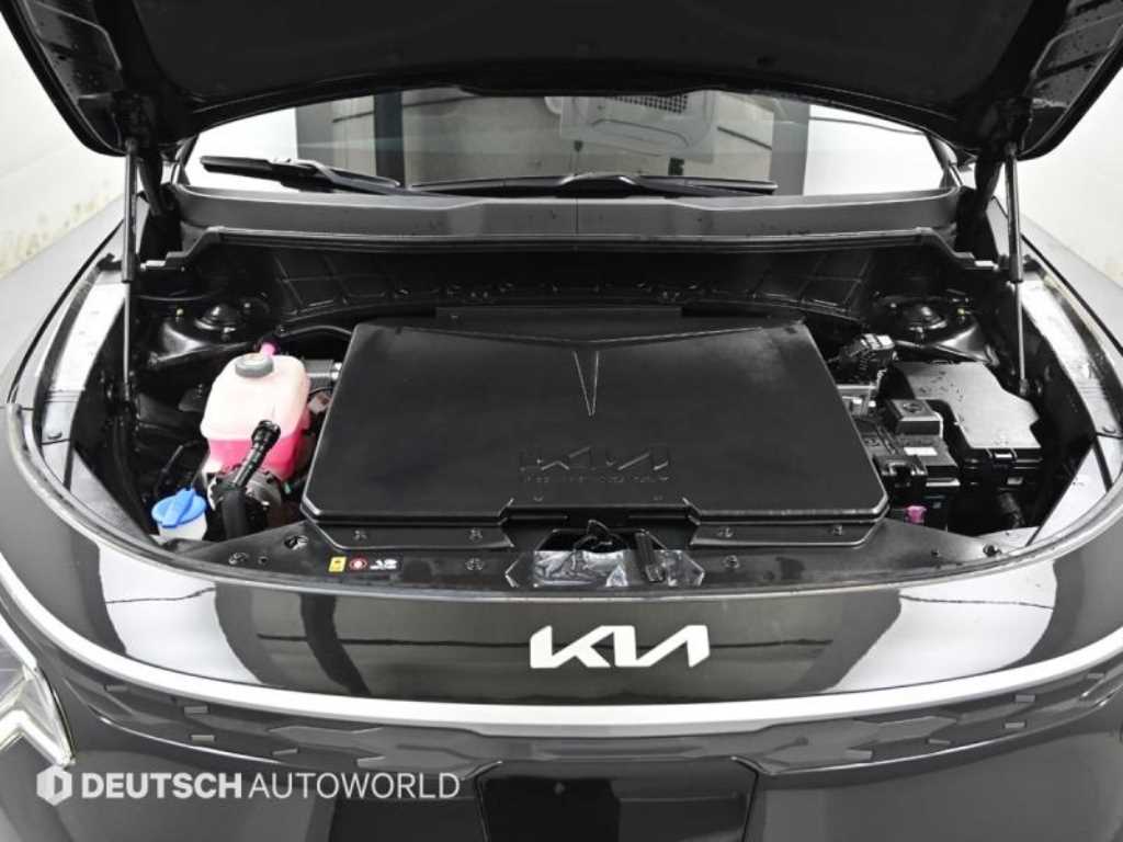 Kia Niro — photo 06