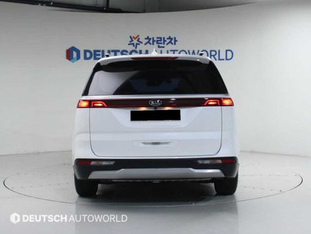 Kia Carnival — photo 04