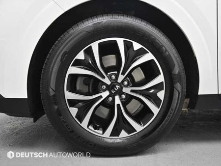 Kia Carnival — photo 05