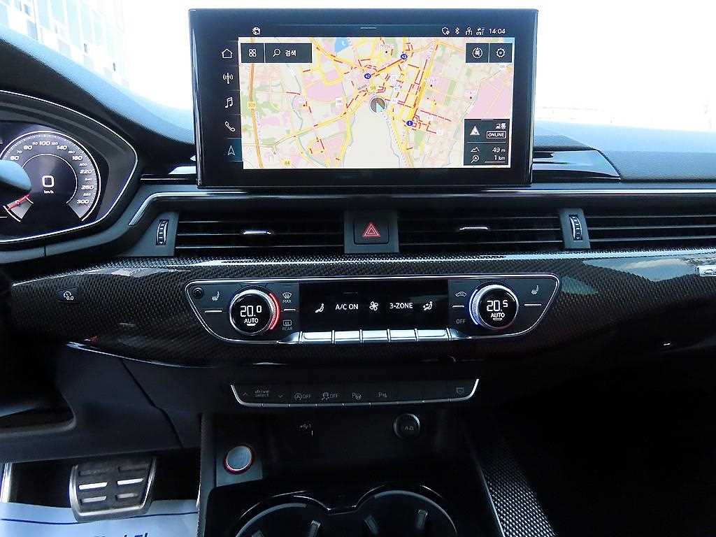 Audi S4 — photo 15