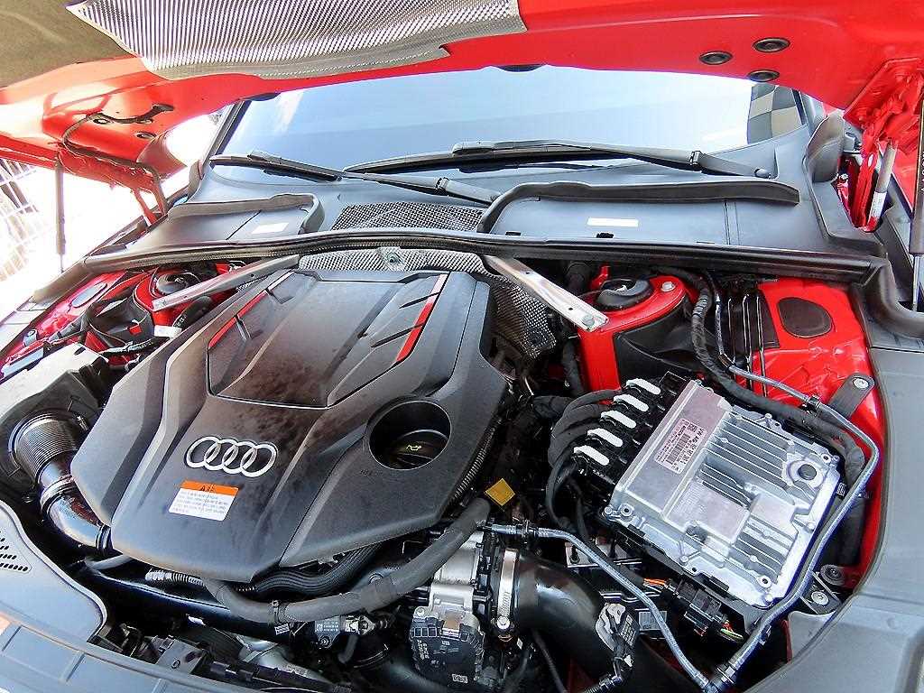 Audi S4 — photo 19