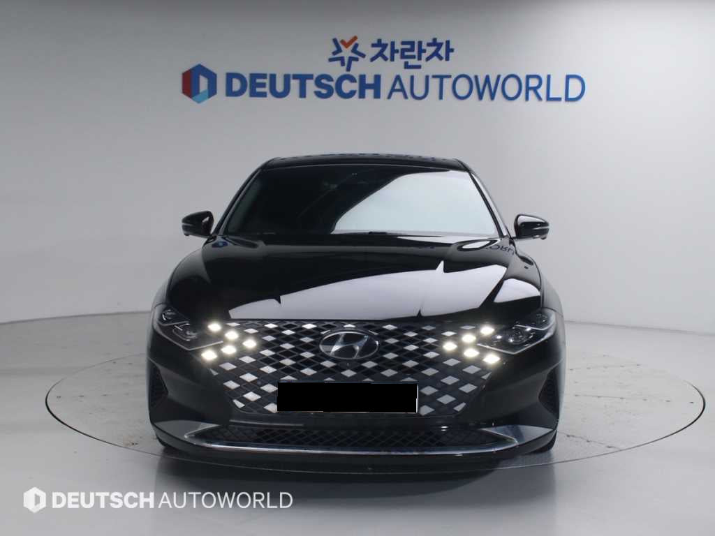 Hyundai Grandeur — photo 03