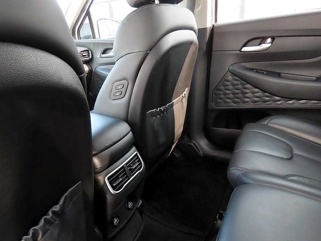 Hyundai Santafe — photo 17
