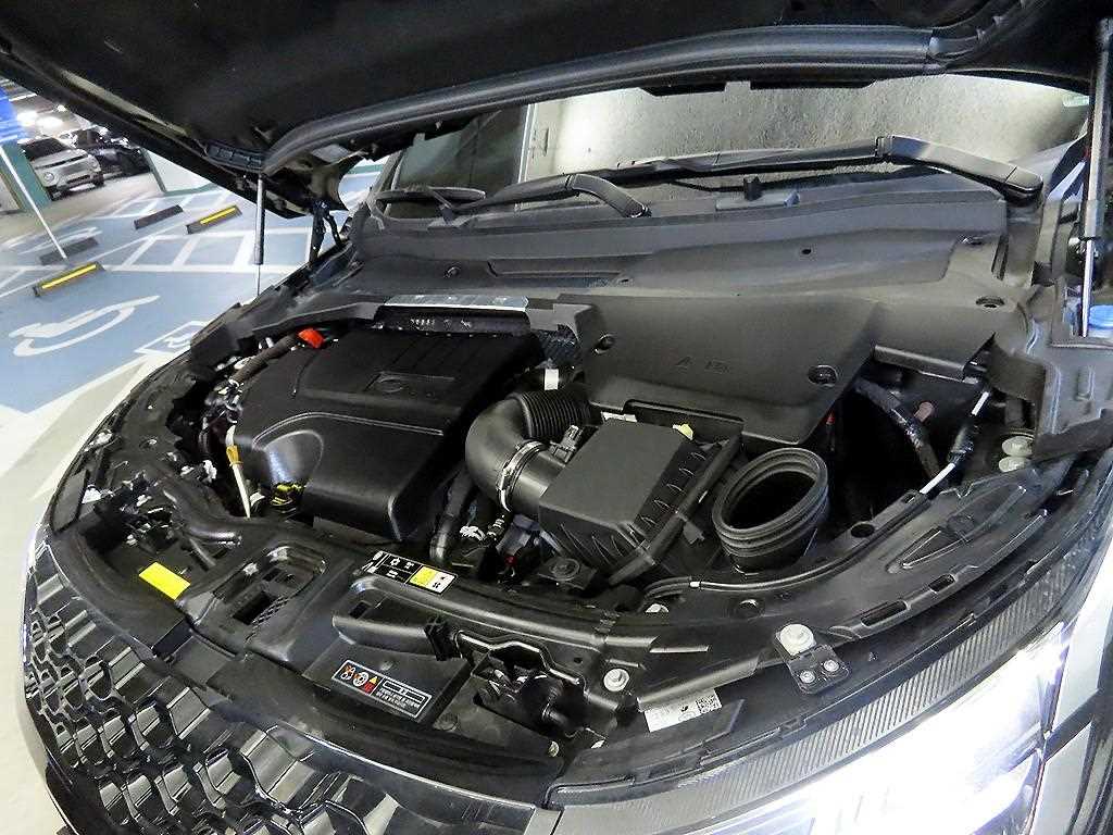 Land Rover Discovery Sport — photo 19