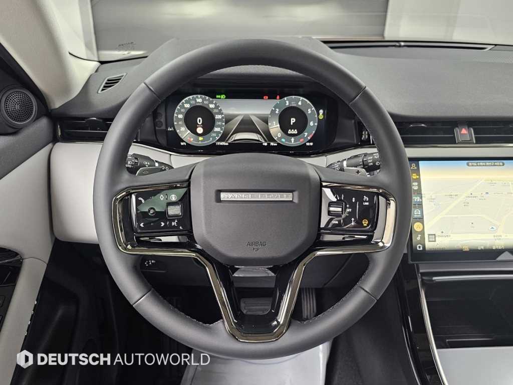 Land Rover Range Rover Evoque — photo 13
