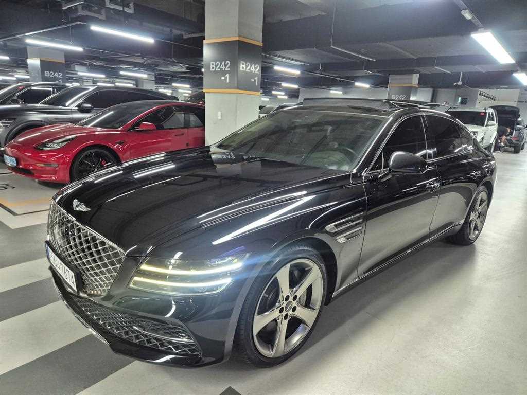 Genesis G80 — photo 02