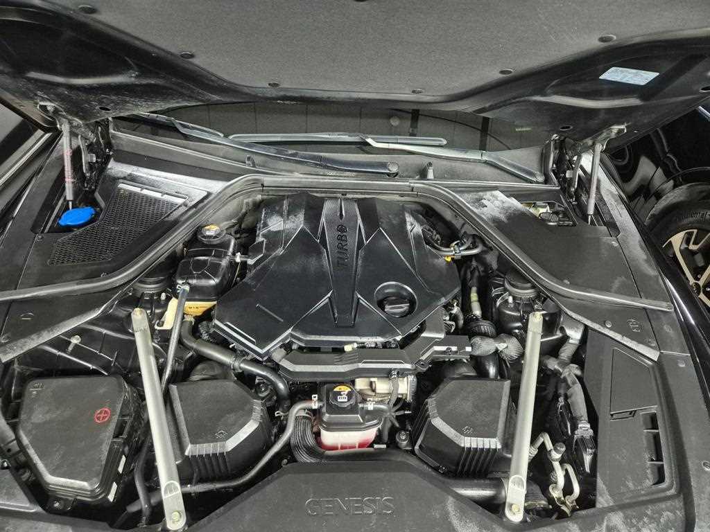 Genesis G80 — photo 08