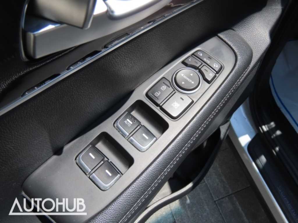 Kia Sorento — photo 13
