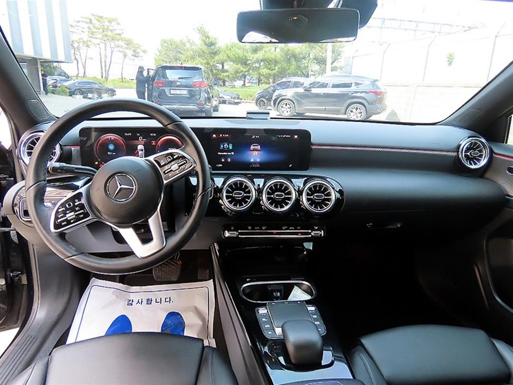 Mercedes-Benz A-Class — photo 07