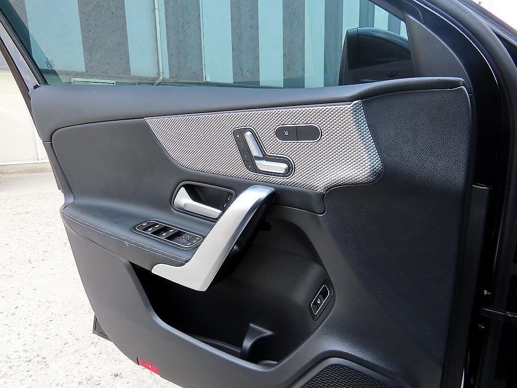 Mercedes-Benz A-Class — photo 11