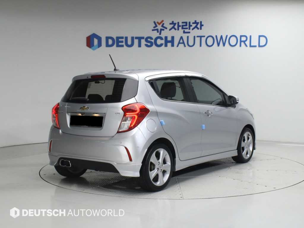 CHEVROLET Spark — photo 02