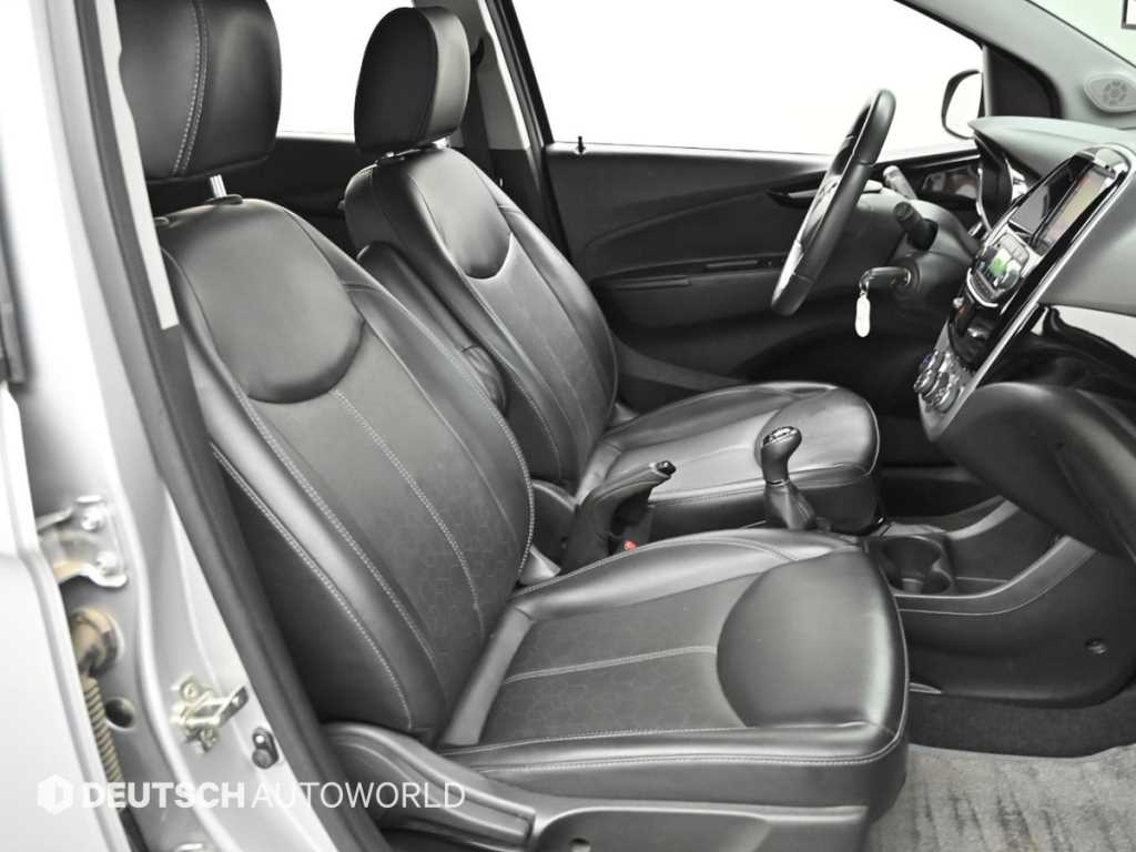 CHEVROLET Spark — photo 10