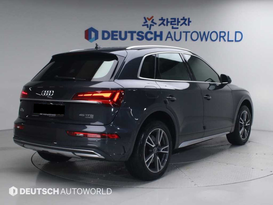 Audi Q5 — photo 02
