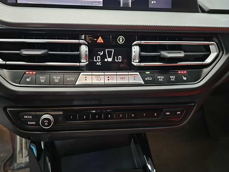 BMW 1-Series — photo 10