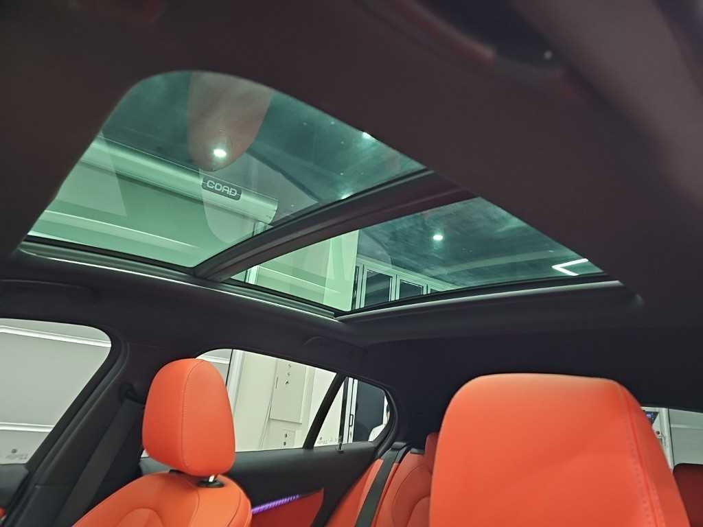 BMW 1-Series — photo 13