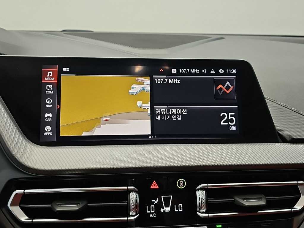 BMW 1-Series — photo 14