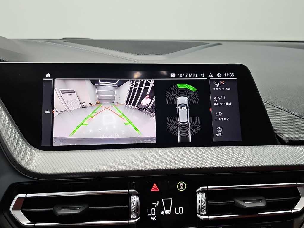 BMW 1-Series — photo 15