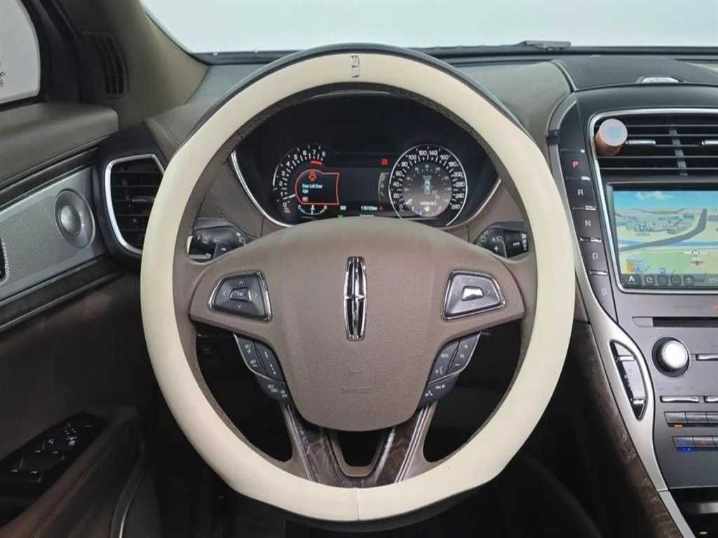 Lincoln MKX — photo 15