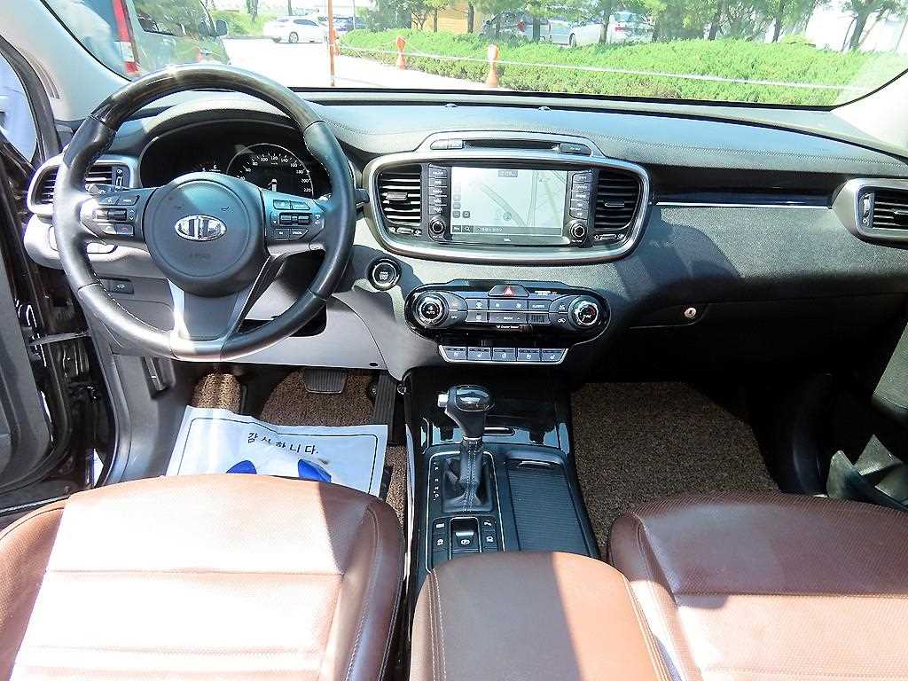 Kia Sorento — photo 06