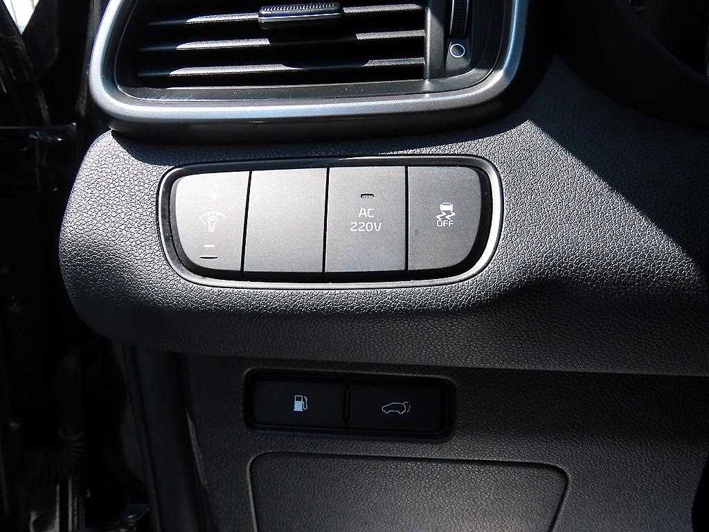 Kia Sorento — photo 11