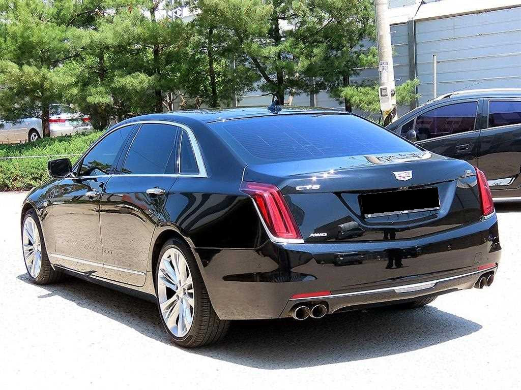 Cadillac CT6 — photo 03