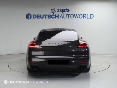 Porsche Panamera — photo 04