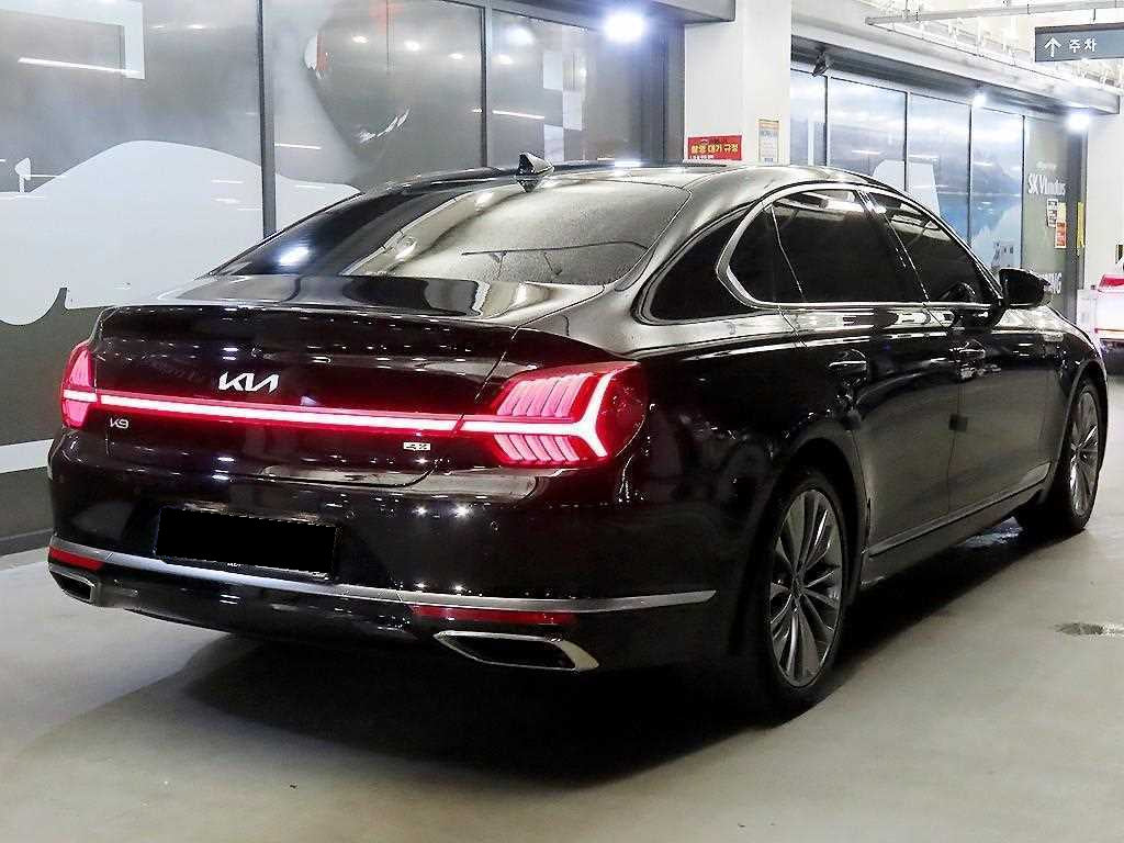 Kia K9 — photo 04