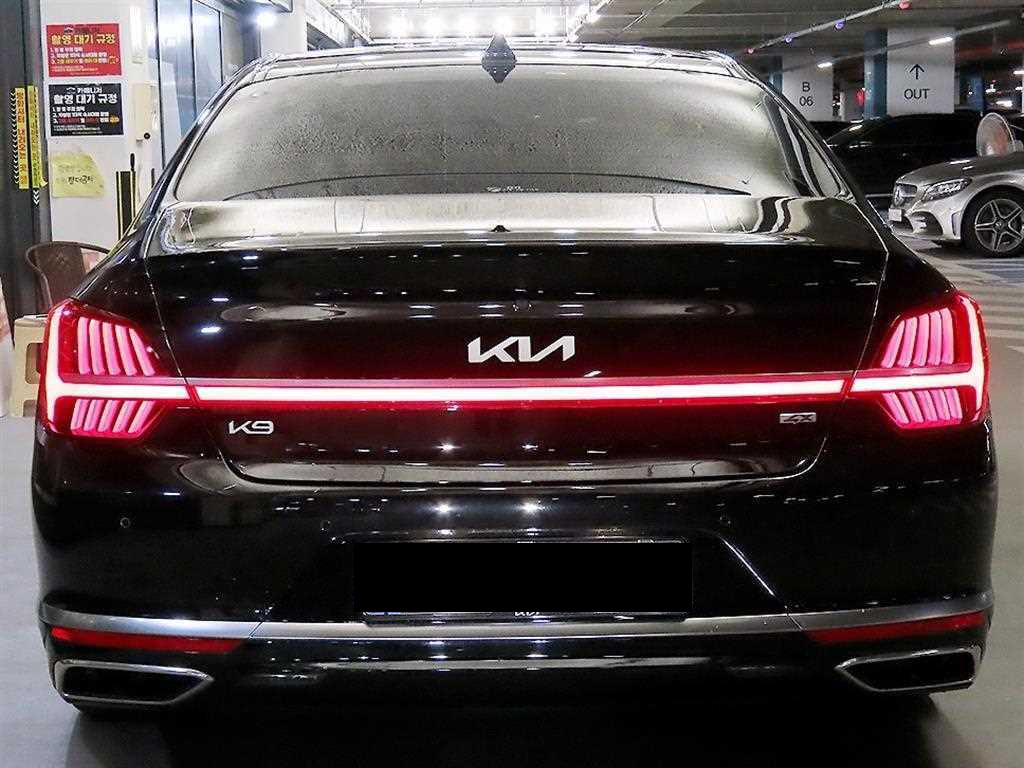 Kia K9 — photo 05