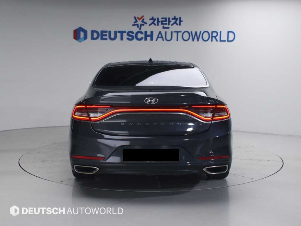Hyundai Grandeur — photo 04