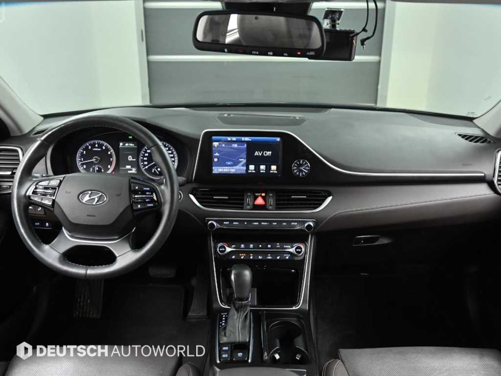 Hyundai Grandeur — photo 07