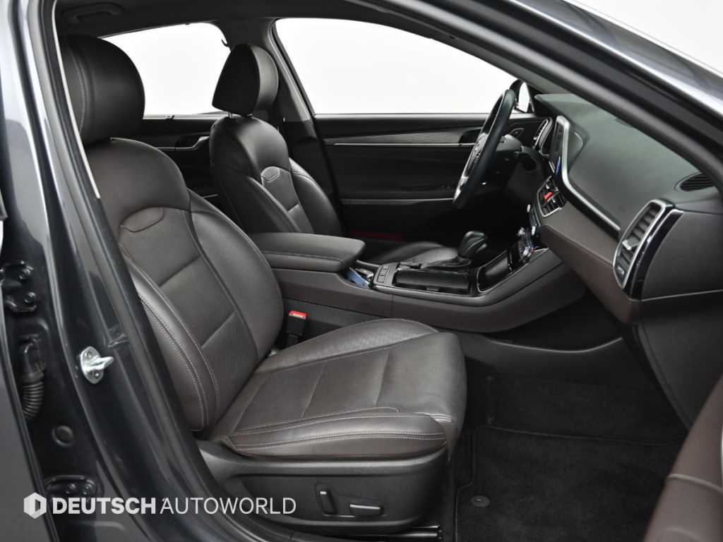 Hyundai Grandeur — photo 10
