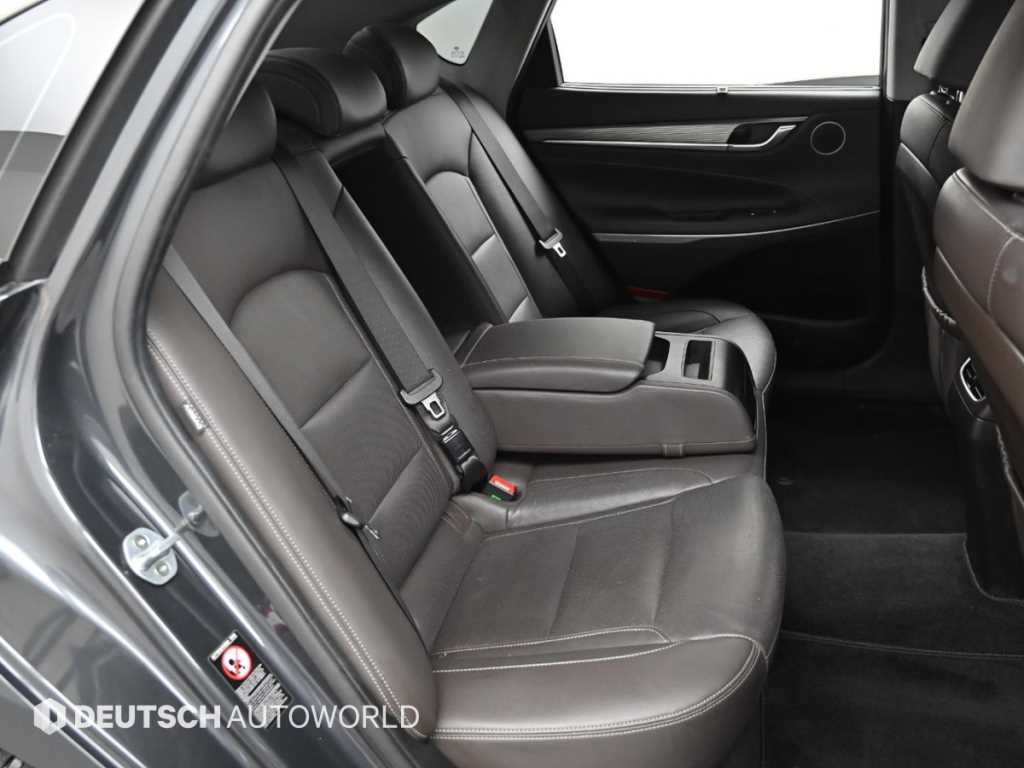 Hyundai Grandeur — photo 12