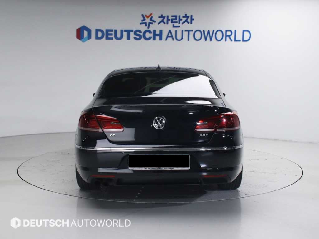 Volkswagen CC — photo 04