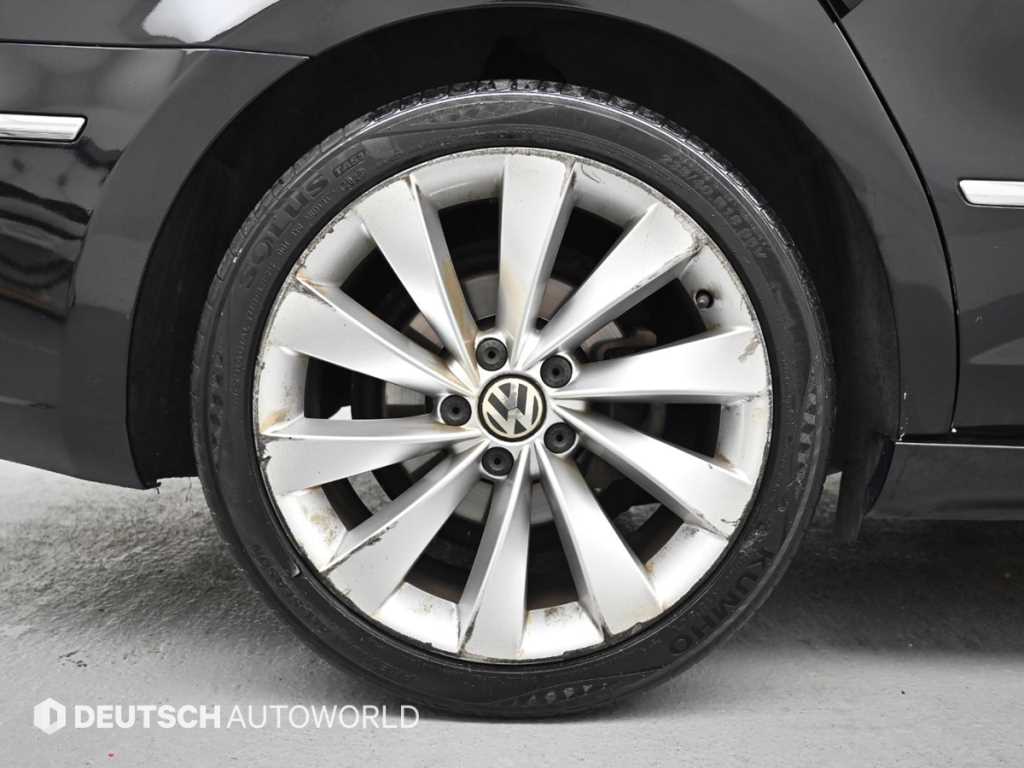 Volkswagen CC — photo 05